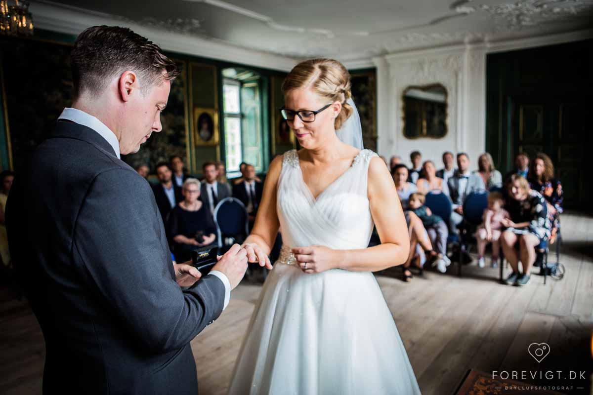 vielse på Hvidkilde
