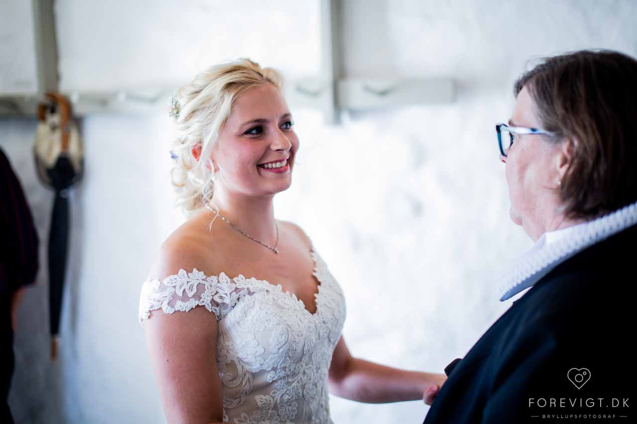 Hover kirke på Hover Kirkevej 82