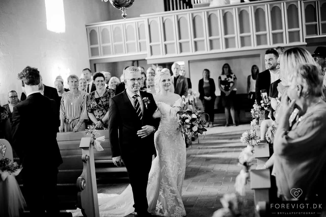 bryllup i kirke